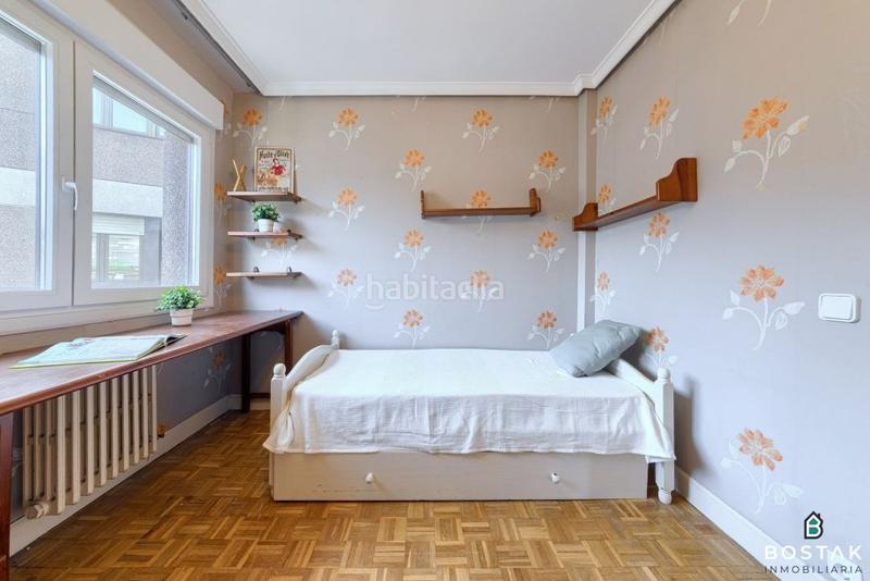 Foto 2b6b7cbd-19cf-4c63-a888-7ab1c285e1f6. Pis amb calefacció aparcament a Zurbaran Bilbao