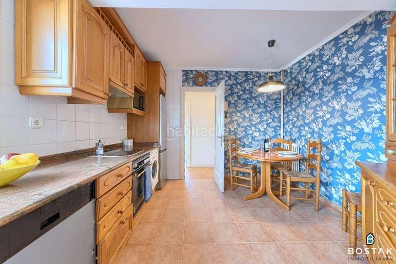 Foto 3f2fe221-578f-4f38-8ed7-28463a9650ff. Pis amb calefacció aparcament a Zurbaran Bilbao