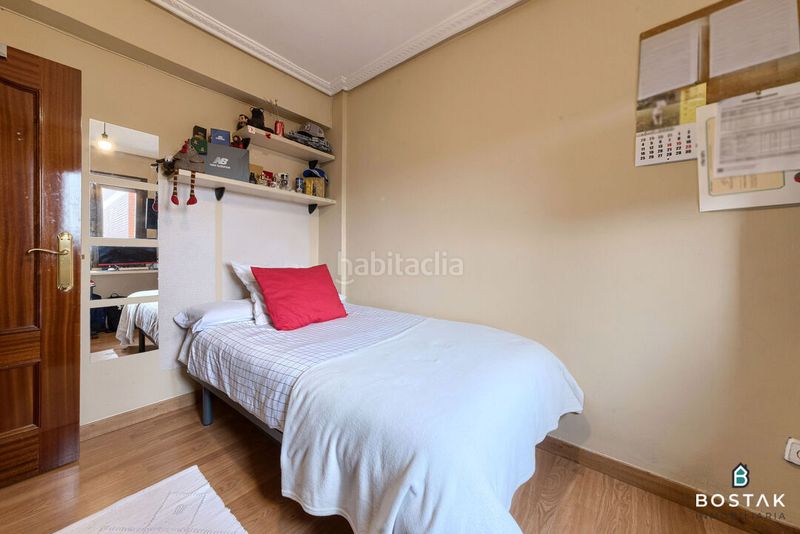 Foto b25d3924-a82d-4112-8808-152b563832c5. Piso  en grupo remar en Arabella Bilbao