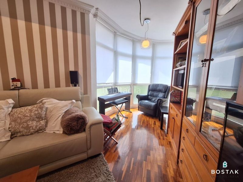 Foto 63d2133c-8e55-4103-bba3-21650b63b2a0. Àtic amb calefacció aparcament a Txurdinaga Bilbao