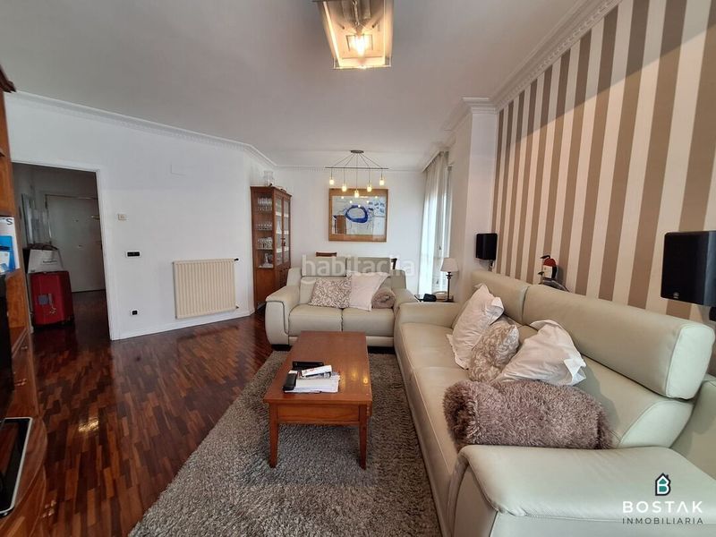 Foto 90a0166b-9e74-4389-819a-812a3e4ac533. Àtic amb calefacció aparcament a Txurdinaga Bilbao