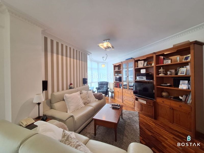 Foto 9da4a24e-b350-4a67-800a-ba21a90ea9b1. Àtic amb calefacció aparcament a Txurdinaga Bilbao