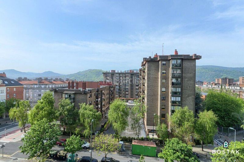 Foto 12e41954-acac-4ab2-a848-160ef4df7bc3. Pis amb calefacció aparcament a Txurdinaga Bilbao