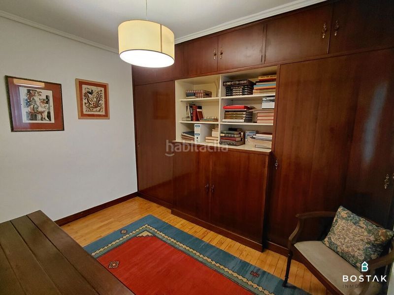 Foto e454b7c0-1ec8-4351-807b-64b34a34e2f2. Pis amb calefacció aparcament a Solokoetxe Bilbao