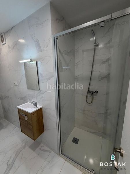 Foto a4d6fdb0-204f-47dd-83e9-5eb443e71e10. Pis a Zabalburu Bilbao