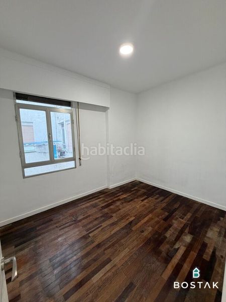 Foto b5d9ad3e-5b3f-4401-a728-c16211d7773a. Pis a Zabalburu Bilbao