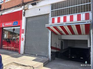 Car parking  Zurbaranbarri auzoa. Parcela de garaje para coche de tamaño medio en zurbaranbarri