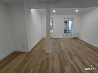 Pis a Casco Viejo. Piso en venta en casco viejo, zona barrenkale, balcón