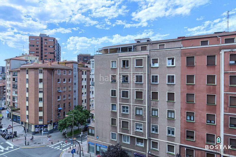 Foto 18f5b409-d5f4-4d75-9614-768fae579b4d. Pis a Barrio de Uribarri Bilbao