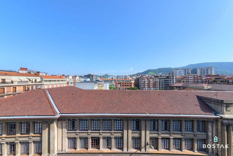 Foto e34d1332-b78f-415b-9fdf-1f49a686a12b. Rent flat with heating parking in Campuzano Bilbao