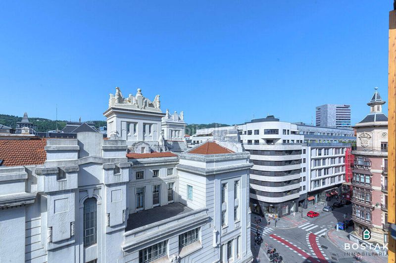 Foto f39f2dda-1c91-42a2-b721-fa45ae766b5c. Rent flat with heating parking in Campuzano Bilbao