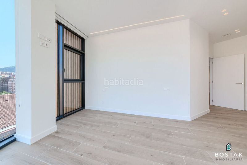 Foto f56a6f63-03e9-4e06-88de-a53158bcb133. Rent flat with heating parking in Campuzano Bilbao