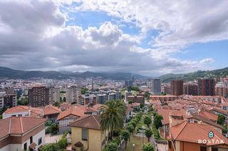 Etagenwohnung  Andramaria de begoña auzoa. Piso con vista panorámica en andramari de begoña
