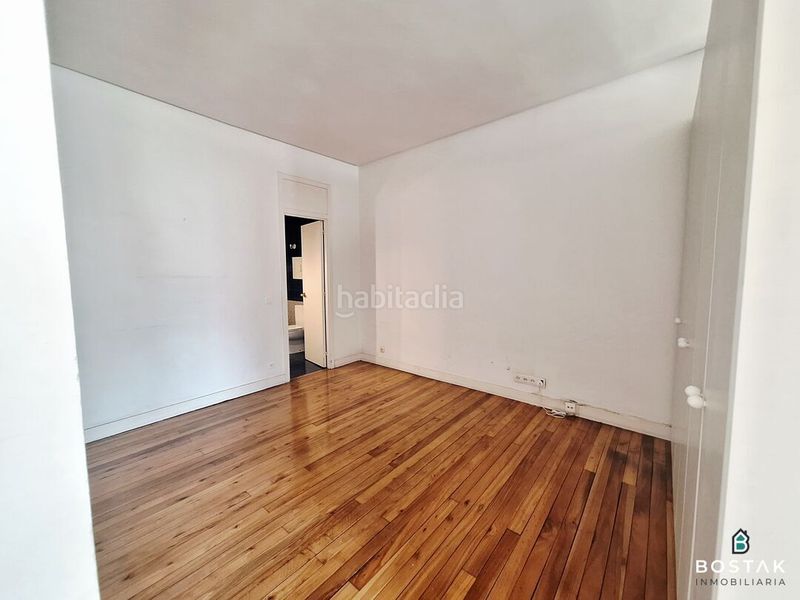 Foto 80cfba7b-f1a9-44ee-b5df-5fcf2e3f90ef. Flat with heating parking in Albia Bilbao