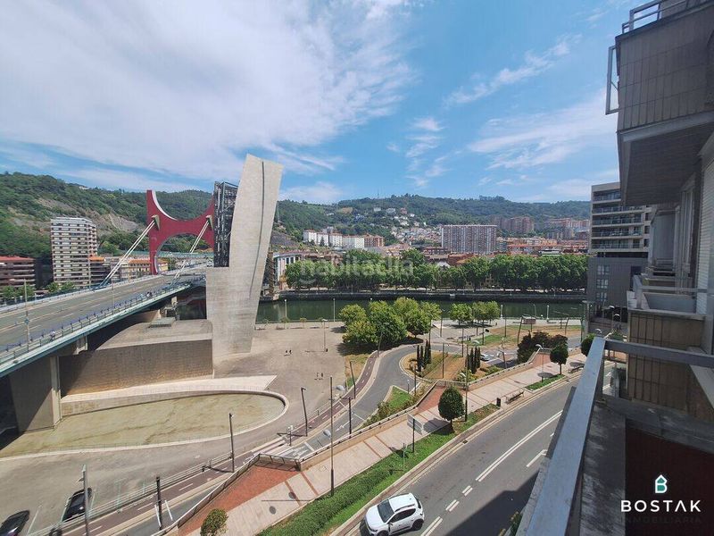 Foto b7a8778e-6e74-4e89-801a-df79ef533a0a. Flat with heating parking in Albia Bilbao