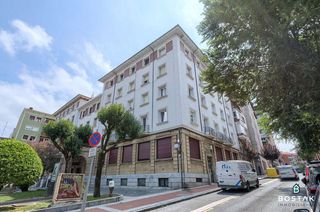 Etagenwohnung in Lasesarre. Piso a estrenar en barakaldo