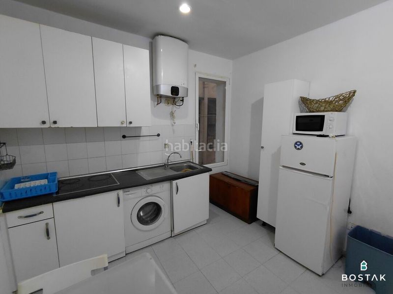 Foto 4b8a86b7-a54f-412b-a757-7771d495e3de. Local comercial a Iturralde Bilbao