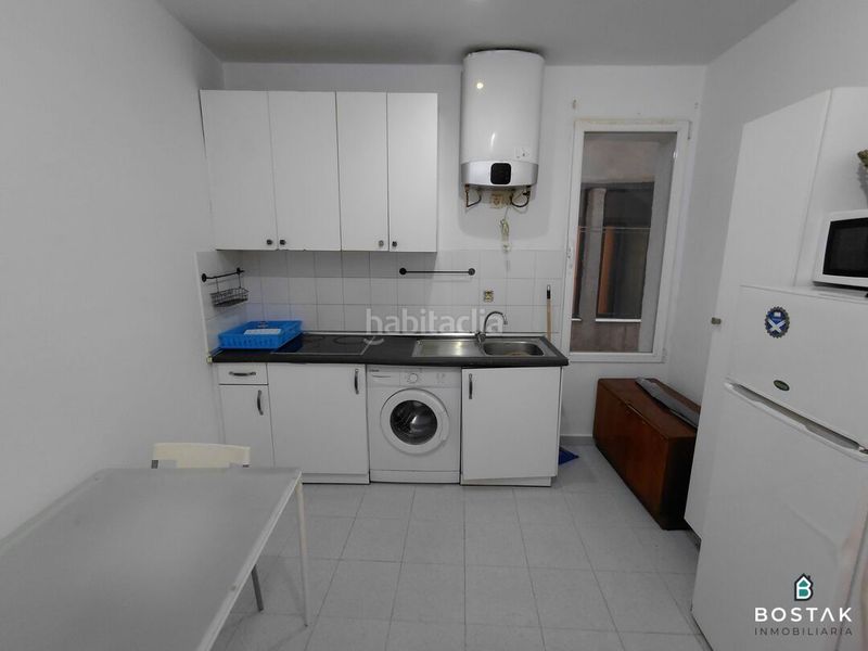 Foto 8c85403c-4e33-4eb9-9dc6-553d6da1de50. Local comercial a Iturralde Bilbao