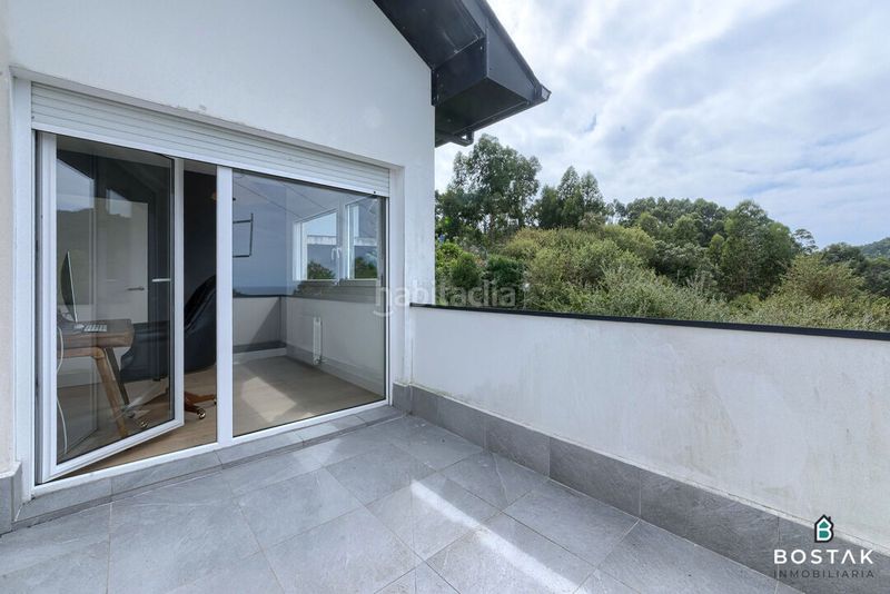 Foto cfbee9ff-e953-4069-8ef7-9274698acc74. Casa con riscaldamento parcheggio piscina in Gorliz