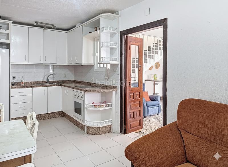 Foto 5a729ee2-5184-436f-b62c-774e49a5781b. Towny house with parking pool in Chullera Manilva