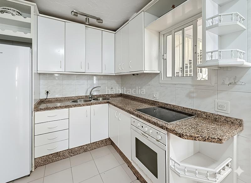 Foto cb0a2e67-6916-4dc7-b3aa-086720543743. Towny house with parking pool in Chullera Manilva