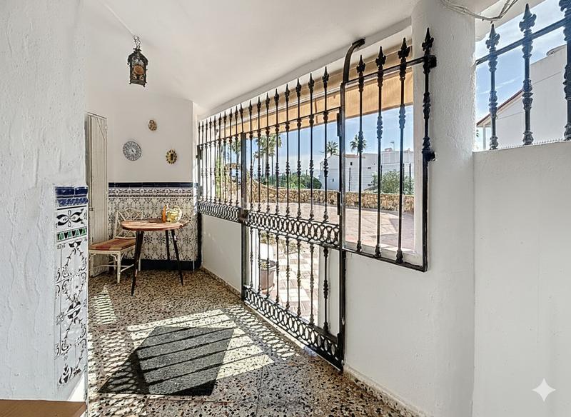 Foto eb42c961-656f-4131-a108-13ce625301e4. Towny house with parking pool in Chullera Manilva