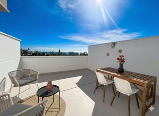 Apartament a Guadalobón. Moderno apartamento listo para entrar a vivir  con vistas al mar