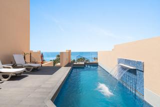 Àtic a Zona de Punta Plata. Ático dúplex de lujo de 3 dormitorios con piscina privada  bahía