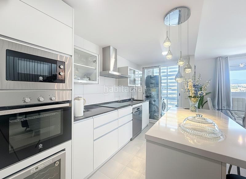 Foto 6299227c-37ae-4c6d-a51f-589db87500cc. Penthouse with parking pool in Centro Estepona