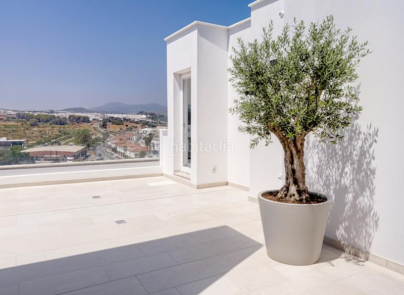 Foto 6454c1d5-100b-46d7-afd4-42177f7cd206. Penthouse with parking pool in Centro Estepona