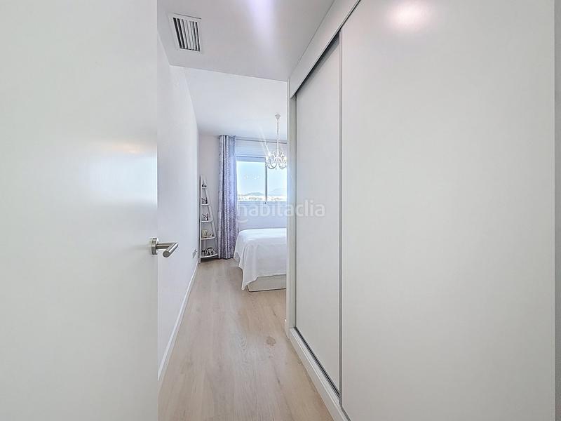 Foto 994e0b54-528c-4f79-8d13-4754dd75bc4a. Penthouse with parking pool in Centro Estepona