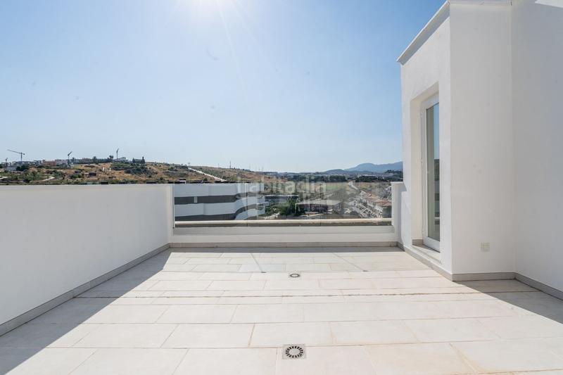 Foto afe2b893-6ba4-4b0c-964c-118e7ba14247. Penthouse with parking pool in Centro Estepona