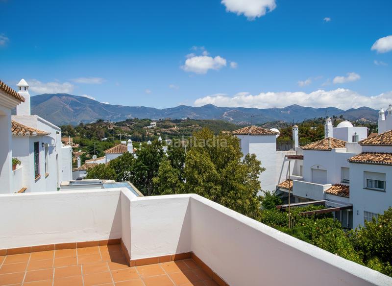 Foto 9af8903d-de89-4afd-bd04-6d07133f6f6e. Reihenhaus mit parking pool in Los Llanos Estepona