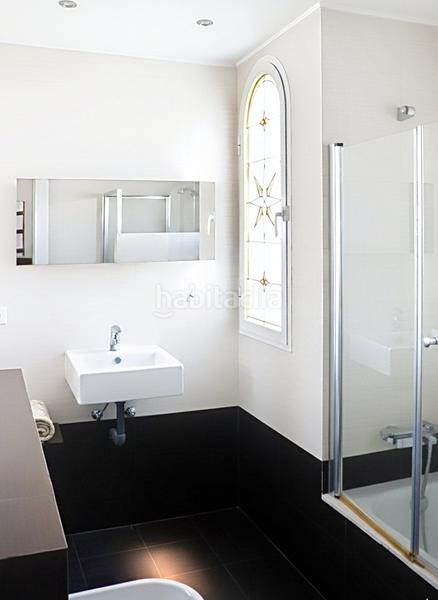 Foto f544ab77-eb64-4855-98e1-acf8b0bba0d9. Reihenhaus mit parking pool in Los Llanos Estepona