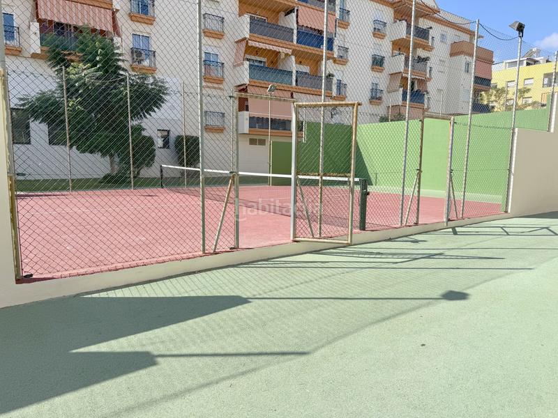 Foto 926eb5be-b1af-41f1-ab3a-59de2dc20ff9. Attique avec parking piscine dans Centro Estepona