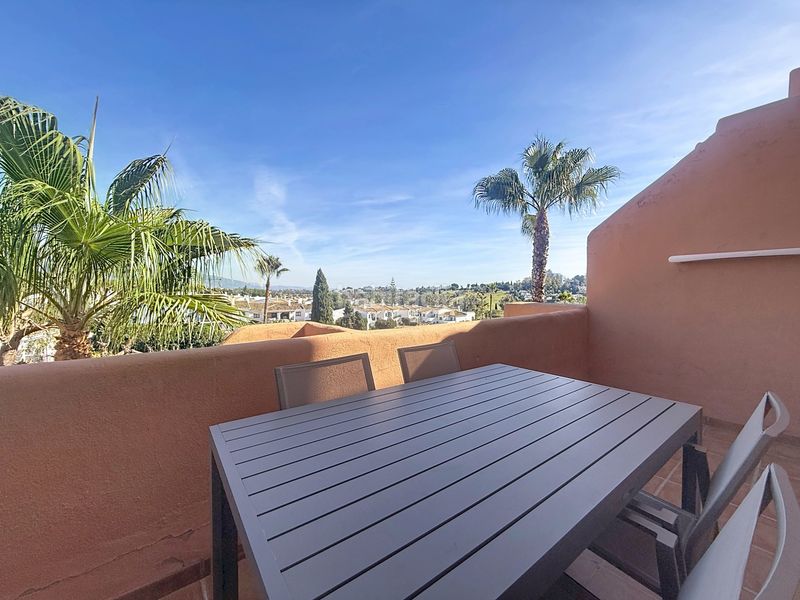 Foto aa60d7da-feab-4432-ab5b-0cf920b1c52a. Apartament amb aparcament piscina a Montemayor - Marbella Club Benahavís