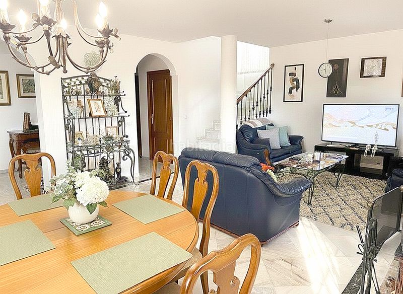 Foto cfe66452-cb59-42d6-9391-55fa17c131fa. Casa amb aparcament piscina a Nueva Atalaya Estepona