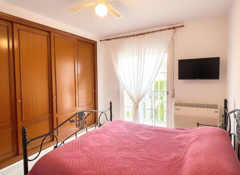 Foto ff794537-da6e-4681-bd06-cf4d6517d385. Casa amb aparcament piscina a Nueva Atalaya Estepona