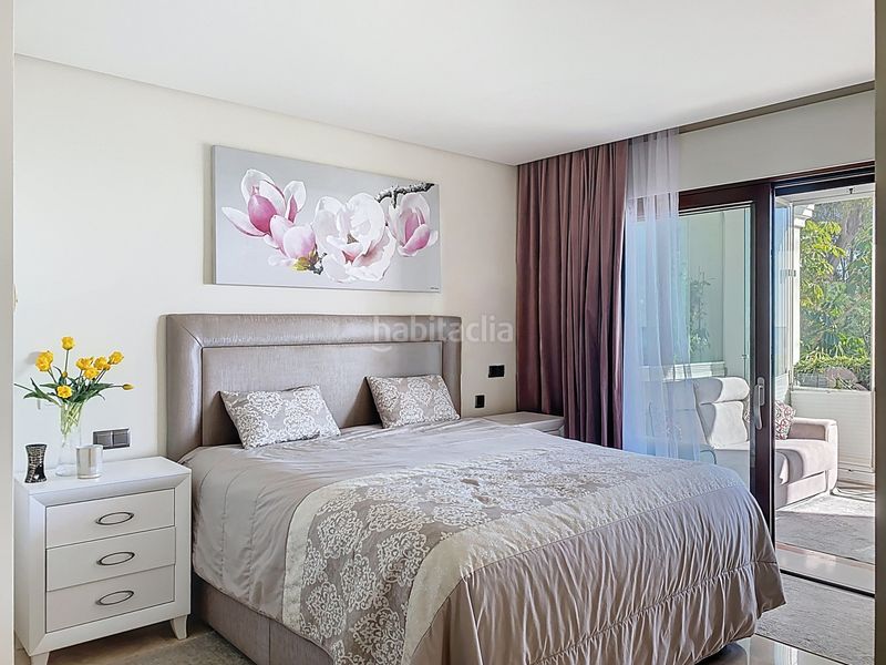 Foto 19f8566b-910d-4a54-9571-04a1728b7cf9. Apartament amb aparcament piscina a Seghers Estepona