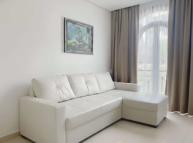 Foto 2b736f69-9b3c-430f-89f6-8d5fd5820ffc. Apartament amb aparcament piscina a Seghers Estepona