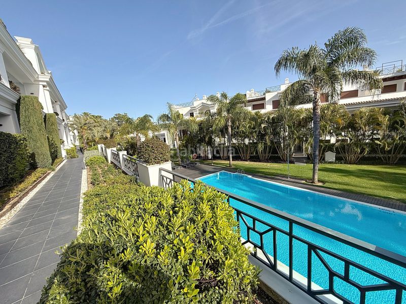 Foto a7a7cc9c-5f5a-4d7c-860d-abdba01f2f5e. Apartament amb aparcament piscina a Seghers Estepona