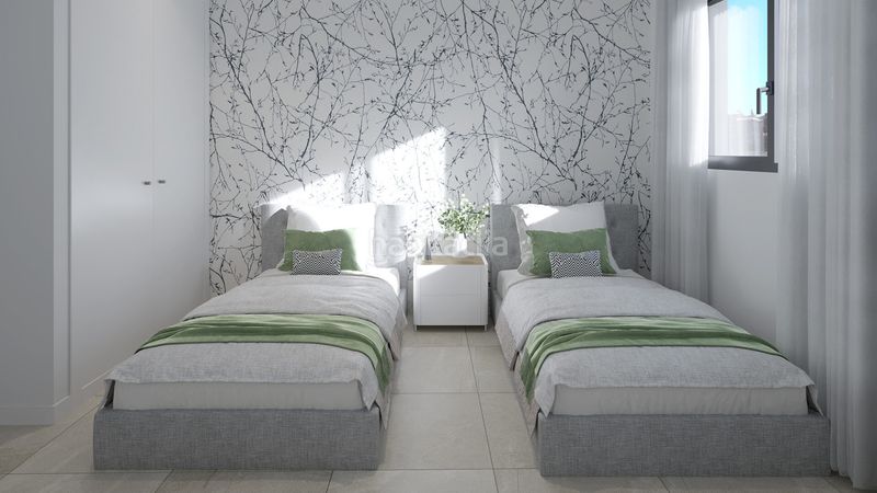 Foto 4bf5caf0-b8a8-48cf-9c12-f572cea531d7. Apartament amb aparcament piscina a Buenas Noches Estepona