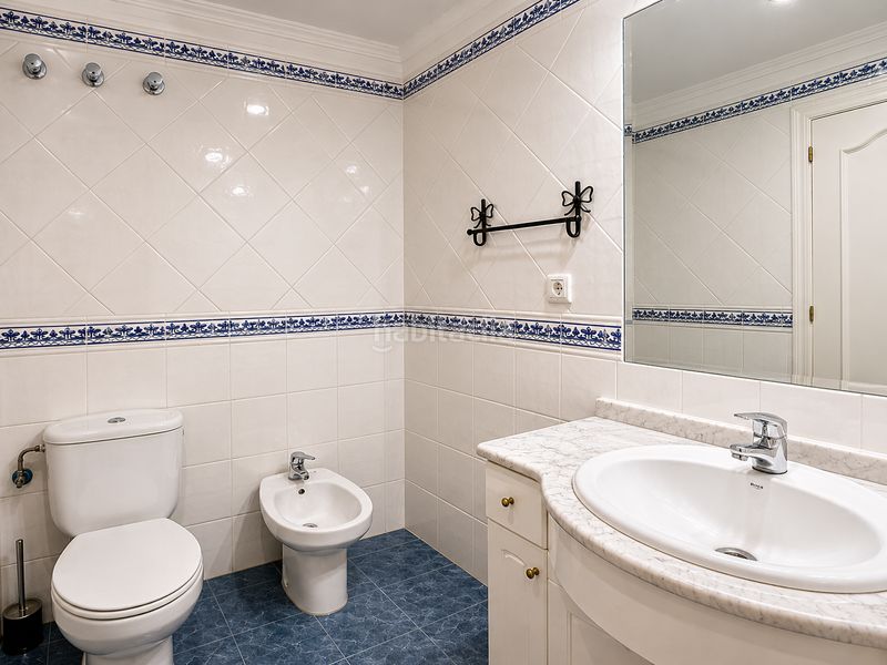 Foto 0f9fc083-2d7e-45fd-8206-e7ca546a682a. Apartament a Centro Estepona