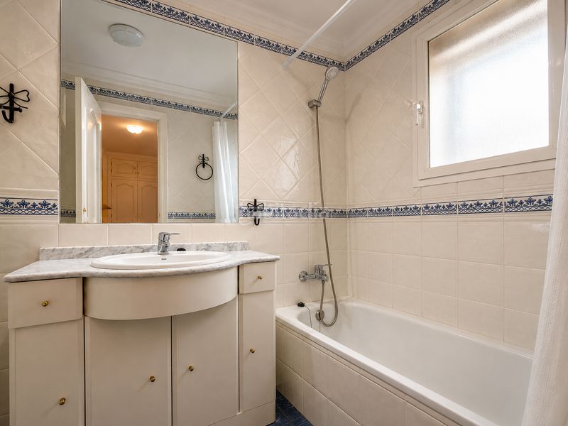 Foto a28342e3-0495-4512-832b-5c7bb51fa297. Apartament a Centro Estepona