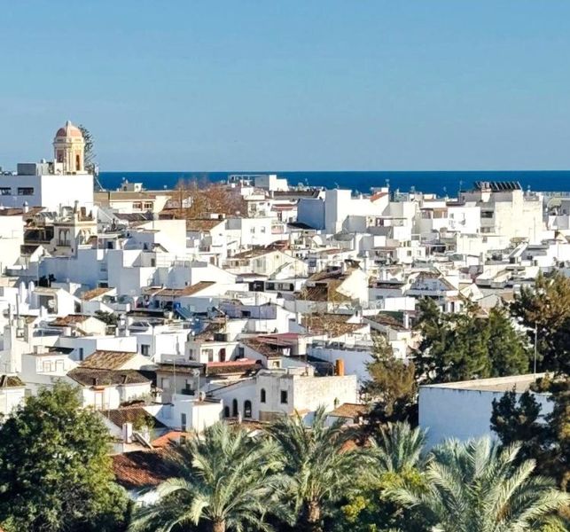 Foto e13c32d2-7809-488e-b106-faf71583adf0. Àtic amb aparcament a Centro Estepona