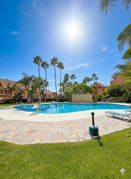Foto a9279cd8-fdaa-4957-824a-afe77b6be974. Àtic amb aparcament piscina a bahía de Casares Casares