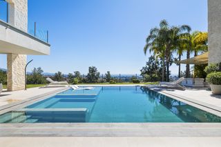 Casa a La Alquería. Villa contemporánea de lujo en primera línea de golf  la alquerí