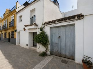 Casa adossada a Centro