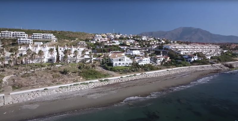 Foto 0adaf7e6-6f6a-48ca-ae12-b94d005c0c74. Terreny residencial a Buenas Noches Estepona
