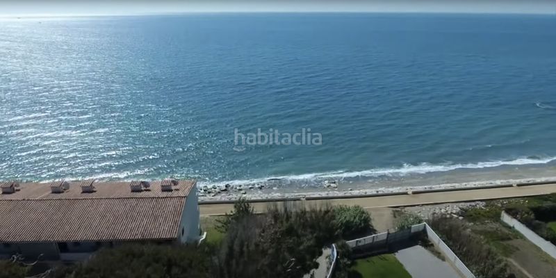 Foto 2bdd4a7d-de55-4b7a-80bf-0a6436c37d37. Terreny residencial a Buenas Noches Estepona